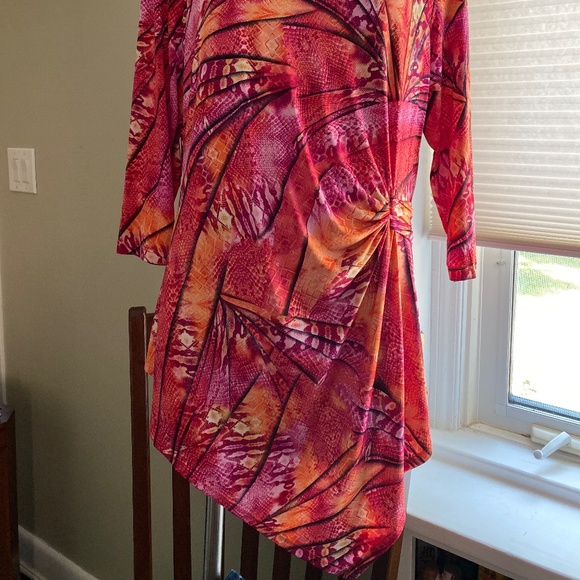 Nygard Bold Print Tunic Top Size L Asymmetrical - Picture 10 of 10